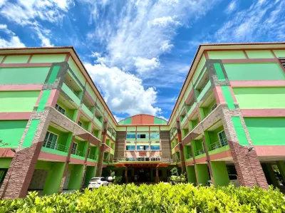 Hiso Place Hotel Hotels near Wat Chanthrathip