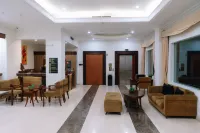 One Six Eight OX Hotel & Restaurant Hotels in Sidomukti