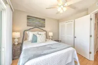 Southern Exposure-Next to Johnnie Mercers Pier, Ocean View, Updated Condo