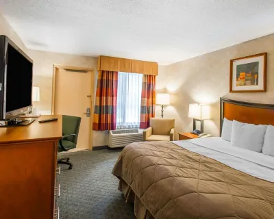 Quality Inn and Conference Center Greeley Downtown فنادق في غريلي