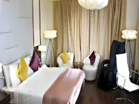 The Panache Hotel di 