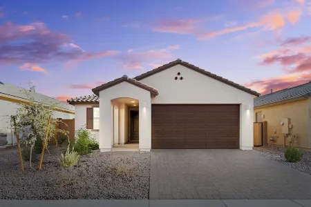 NEW 2024 HOME 3BR/2BA, 2 CAR GARAGE, LEVEL 2 EV CHARGER, 86" TV, AND  KING BED Отели рядом с Litchfield