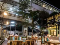 Nang Ta Yon @ Ban Thap Chang Hostel