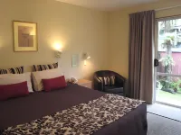 Buller Court on Palmerston Hotels in Westport