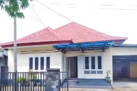 RedDoorz Syariah at Griya Soeratin Pacitan