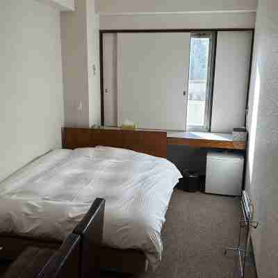 三原ステーションホテル Rooms