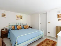 Loggia sul mare Hotels in Latte