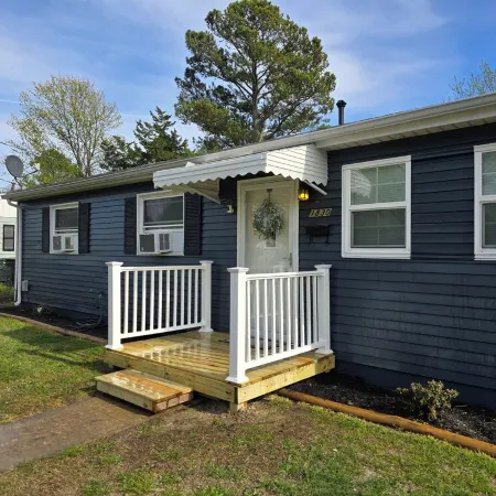 Cozy Haven in Hampton Roads – Near Beaches, Military Bases & Historic Sites!