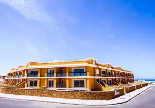 BLUE COYLE.  New apartment a few meters from the beach and overlooking the m