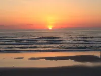 Spend the Fall or the  Holidays at the Beach-Great Rates and Monthly Discounts