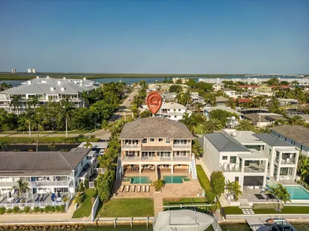 MarcoWaterfront-BalconyViews-Pool+Spa-Fishing