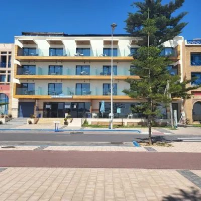 Hotel Cote Ocean Mogador Hotels near Heure Bleue Palais : Hôtel & Restaurant