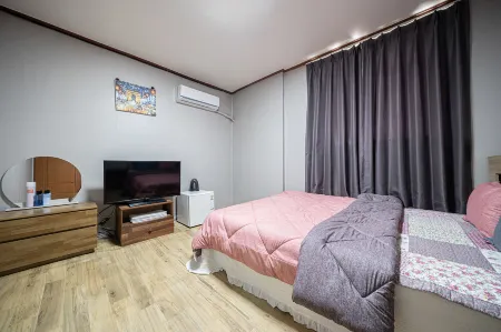 Buan Myeongseong Отели в г. Пуан