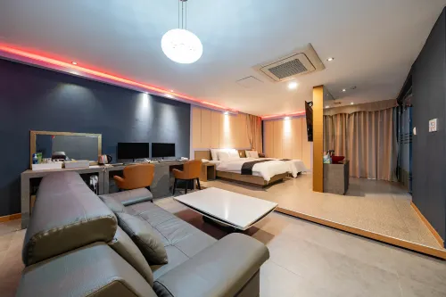 Hi Motel Paju - 2 ดาว