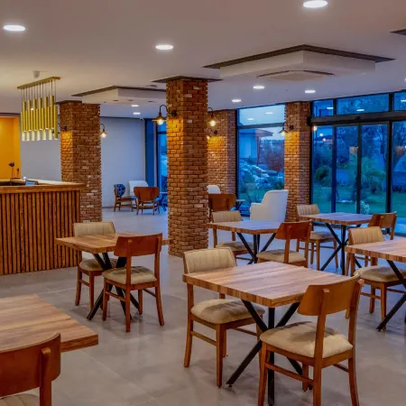 Cunda Nisa Otel