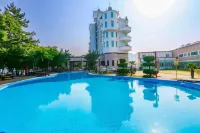 Namhae Beach Hotel - Pools