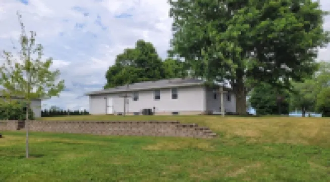 Farm Country Amish Country Newly Renovated