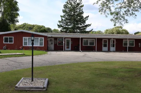 Bonne Belle Motel Отели в г. Уэст-Бенд