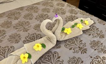 Pal-Watson Apartments