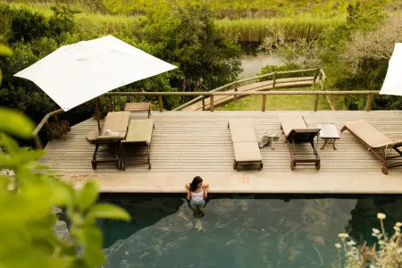 Emily Moon River Lodge Отели в г. Кеурбоомстран