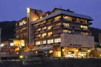 土肥富士屋旅館 Lover’s Cape附近的飯店
