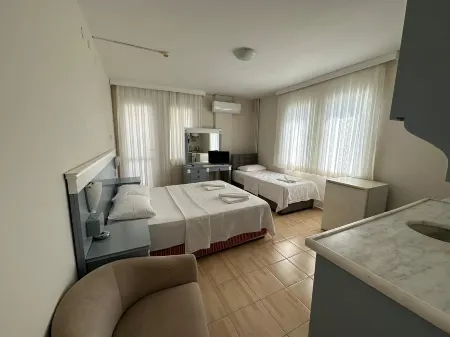 Cicek Apart Hotel Отели в г. Чешме