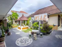 Hotel Sentral Hotels near Buleleng Agro III DEMPLOT MANGGA