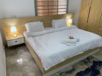 Beautiful Serviced Apartment at Nanakrom, Accra Hotels in 