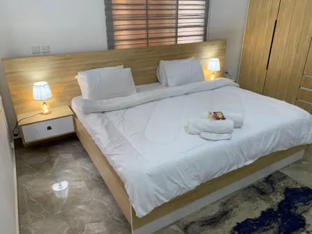 Beautiful Serviced Apartment at Nanakrom, Accra