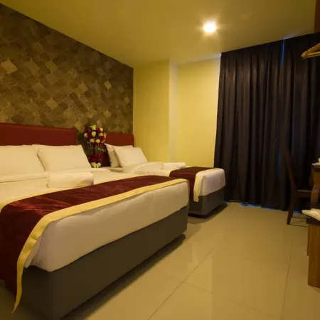 Prince 33 Hotel