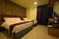 Prince 33 Hotel Hotels in Tebrau