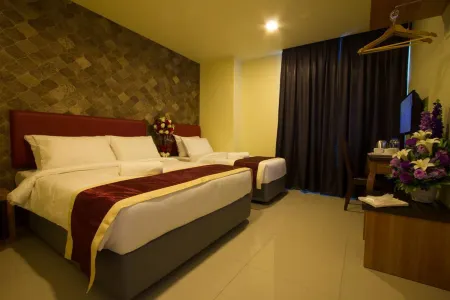 Prince 33 Hotel Отели рядом с достопримечательностью «The ARC at Austin Hill»