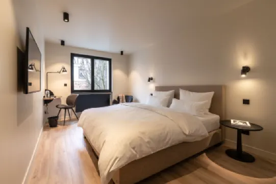 亞當斯自助登記酒店 鄰近利希騰塔爾林蔭大道的酒店