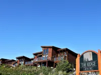 Pacific Rim Retreat Hotels in Ucluelet