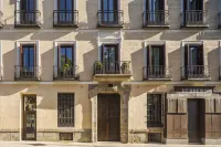 Tirso De Molina宮 拉瓦皮耶斯住宿飯店