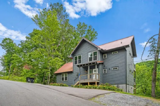 Escape to Elegance by Ghosal Luxury Lodging