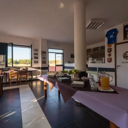 La Meta Sporting Rooms