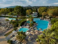 Ninos Grand Beach Hotel & Resort - Beach