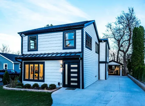 Gatsby Theme Near Downtown w Game Room, EV Charger Hotels in Lake Geneva