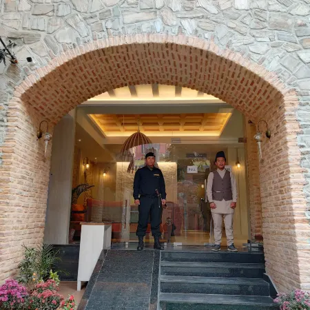 Arushi Boutique Hotel