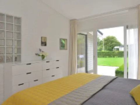 Bungalow Near Lake Veere for Water Sports