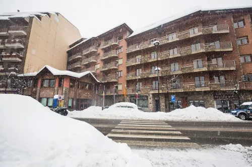 Hotel Marco Polo فنادق في لامسانا