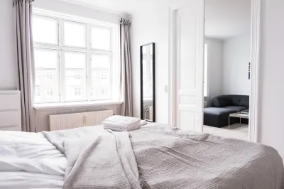 Beautiful 2-Bed with Large Balcony - 67 Hoteles en Bispebjerg