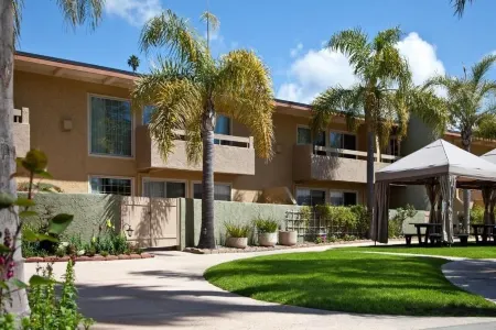 Winners Circle Resort Отели в г. Солана Бич