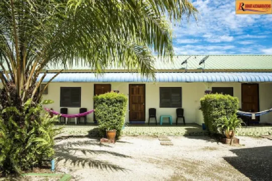 Rainbow Lodge Hotels near Langkawi International Airport