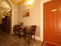 Hotel Denkmal 13 Wismar Hotels in Wismar