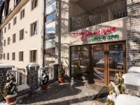 Rizzo Boutique Hotel Hotels near Lupului
