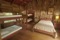 Santa Maria Volcano Lodge Hotel & Restaurante - Hostels