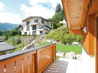 Chalet in Saalbach for 10 Guests - Mountain View