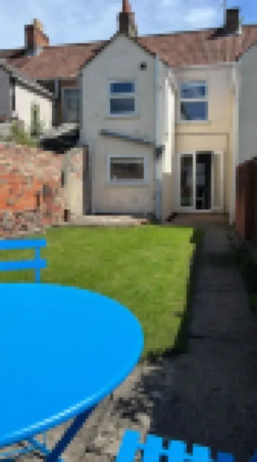 Train Station Cottage Taunton - Walk to town, pet friendly!